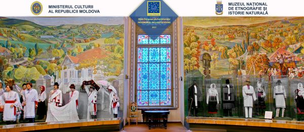 Casa Mare — Traditional Moldovan House